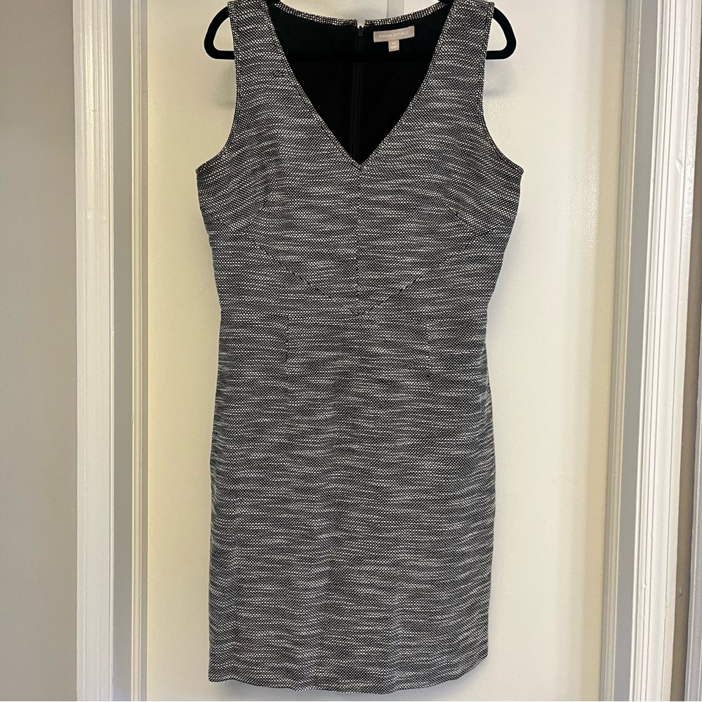 Banana Republic - Tweed Sheath V-Neck Dress - Black & White - size 14